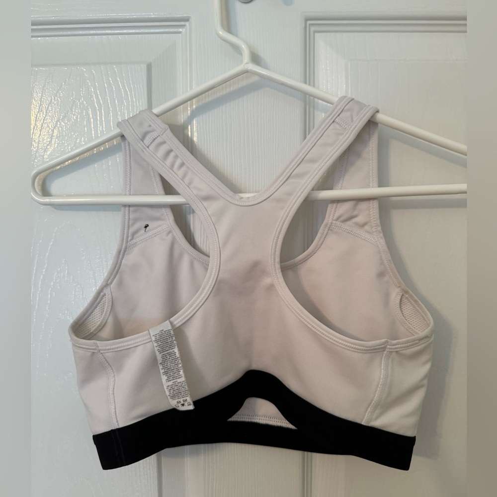 Nike Sports Bra - Picture 2 of 4